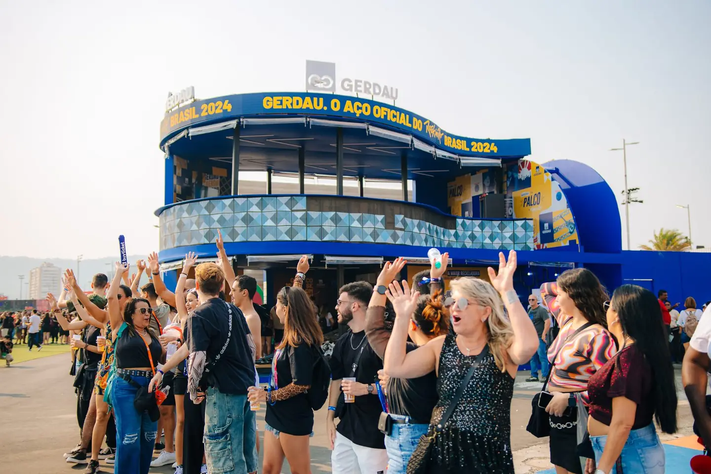 GERDAU — No Rock in Rio (1/2)